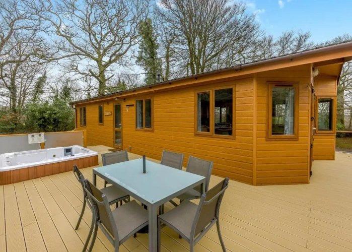 3 Bedrooms Cottage