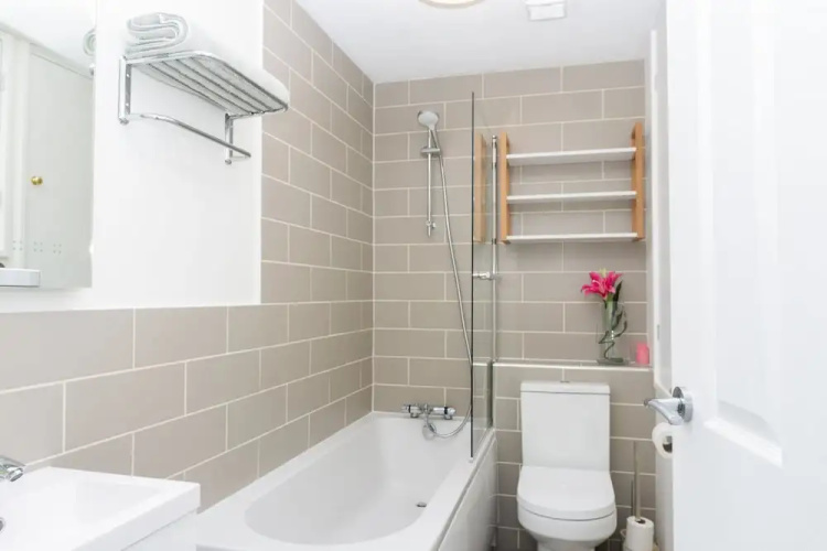 Karah Suites - Bradley Stoke