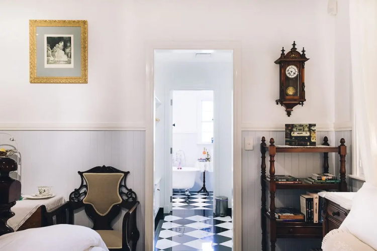 Studio Guest Suites