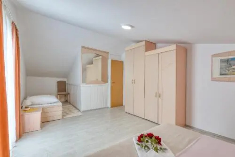 Apartment complex Slavica