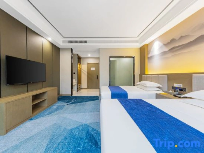 Deluxe Twin room with mountain view