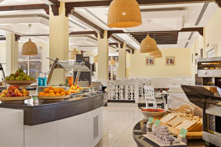 Al Hamra Village photo 14