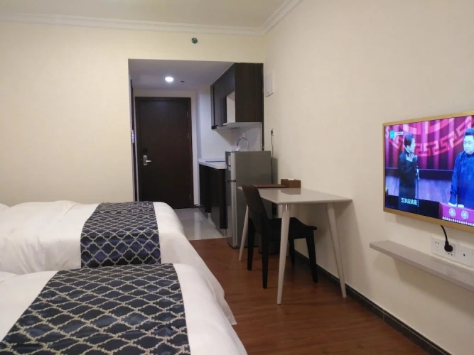 Luxury Quadruple room with city view