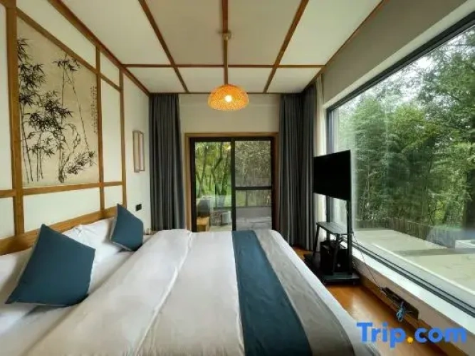 Twin Cottage