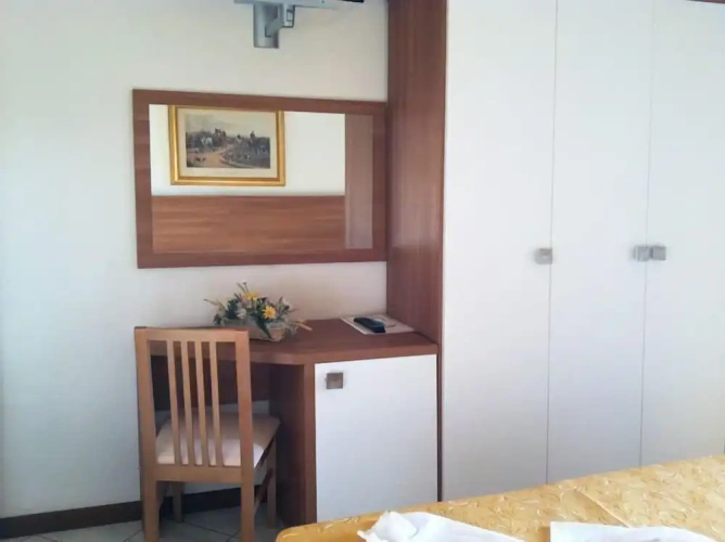 Standard Quadruple room with balcony and with land view