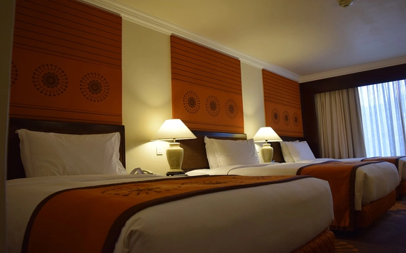 Standard Triple room with land view