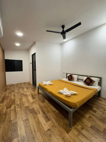 Lost Paradise A Social Hostel