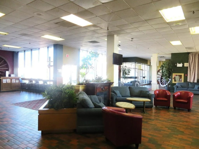 Town and Country Hotel