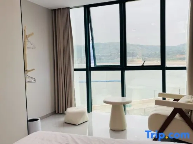 3 Bedrooms Suite with ocean view