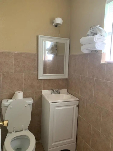 Economy Inn Motel