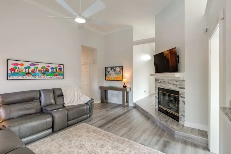 4 Mi to Lake Murray: Pet-friendly Home w/ Pool!