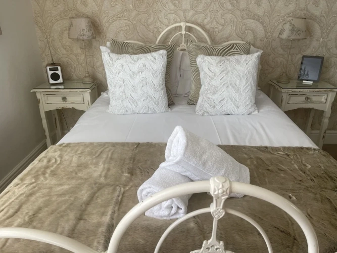 Premier Double room with partial sea view