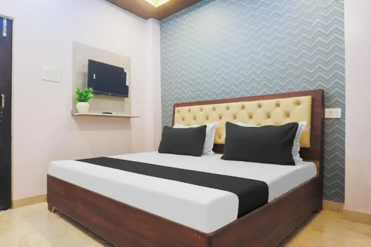 National Banaras Inn City View