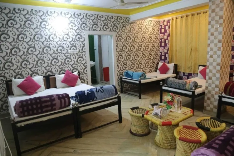 1 Bedroom Standard Double Family room with city view