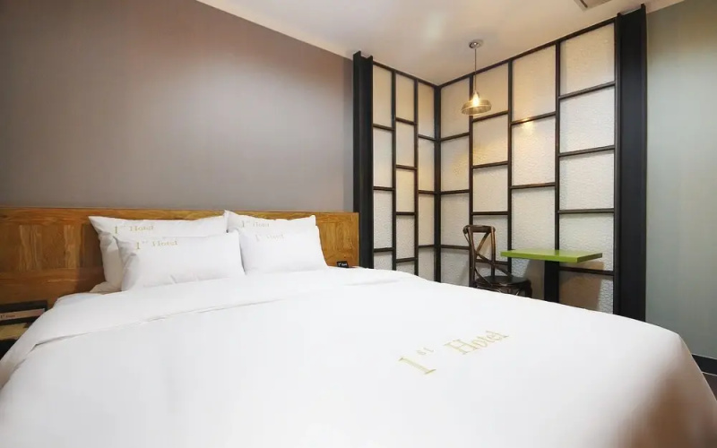 Yeosu 1st Avenue Hotel