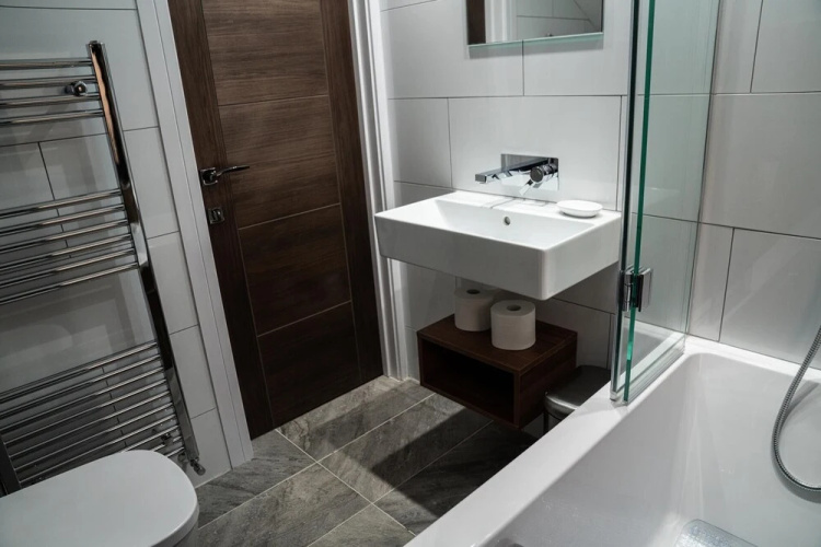Annex, 2 Bed, Sleeps 4, Parking