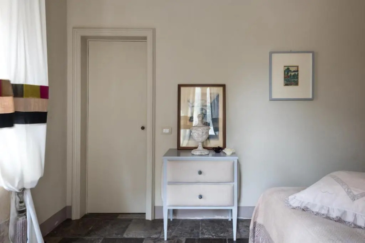 Jasmine Modica Luxury House