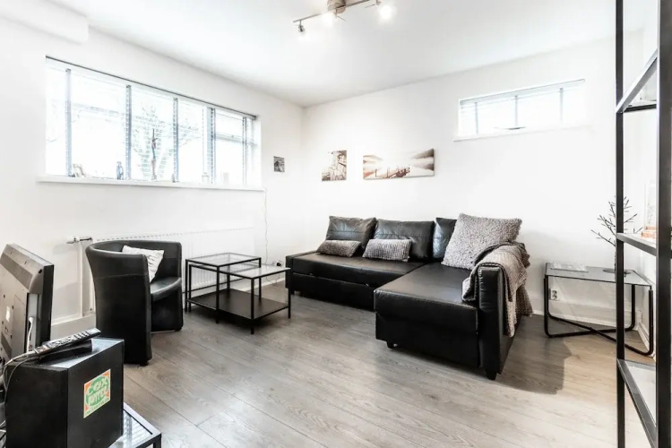 Apartment S14