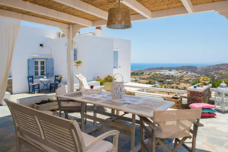Geronti Moscha Apartment