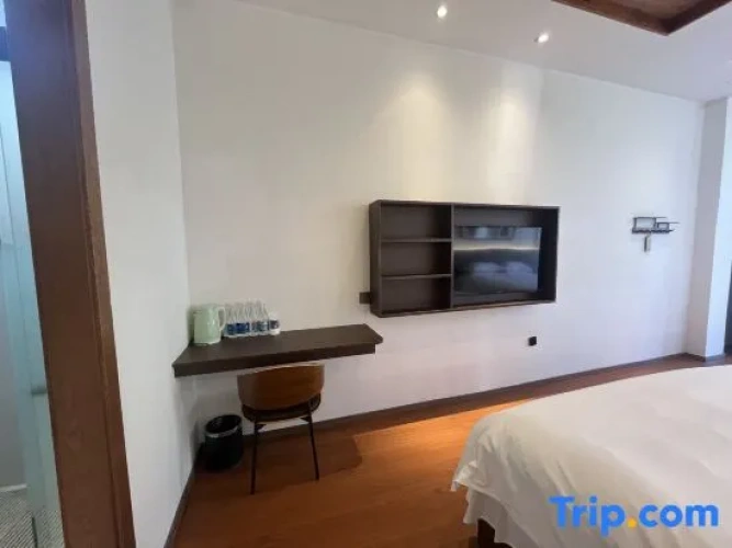 Standard Twin room with sunrise view