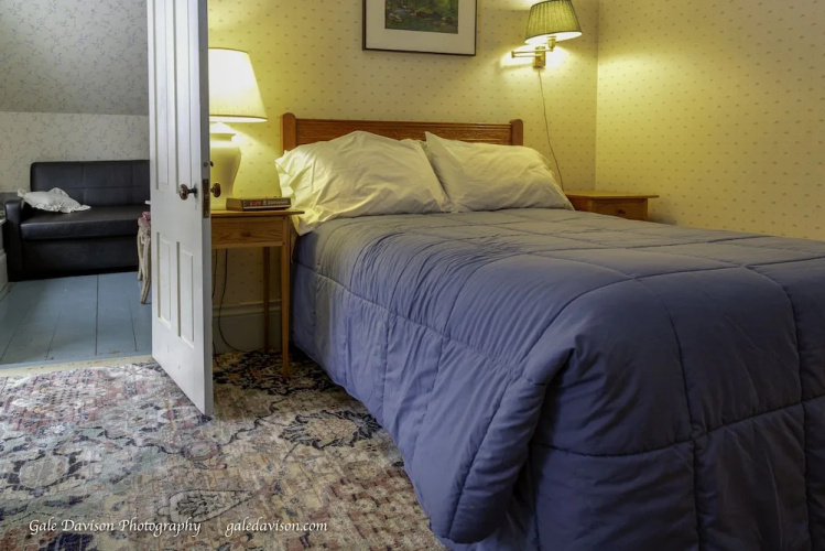 Clary Lake Bed and Breakfast
