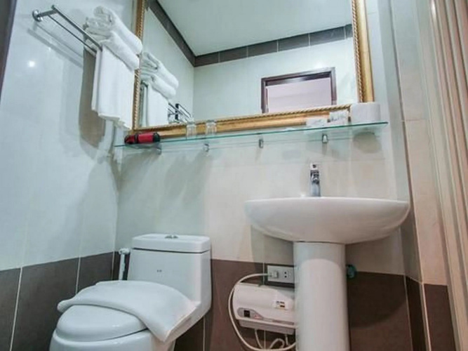 NIDA Rooms Mon Tang