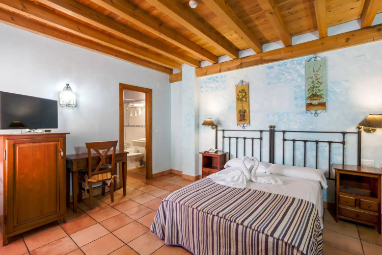 Abadia Hotel
