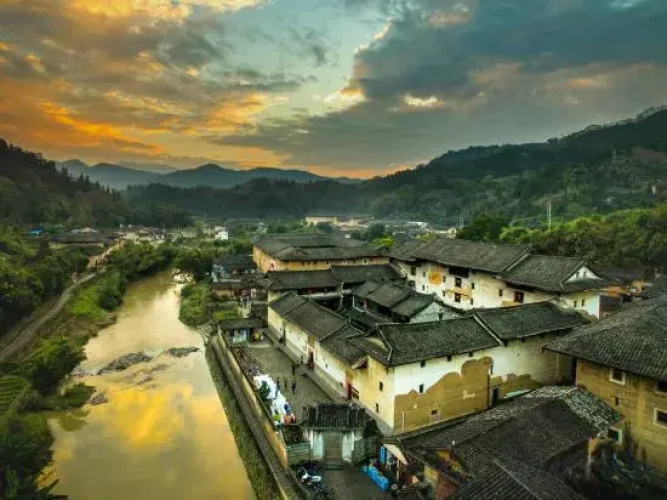 Chenkun Inn