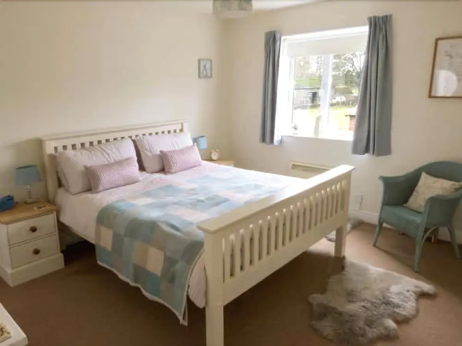 1 Mowbray Court