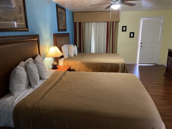 Quadruple Suite