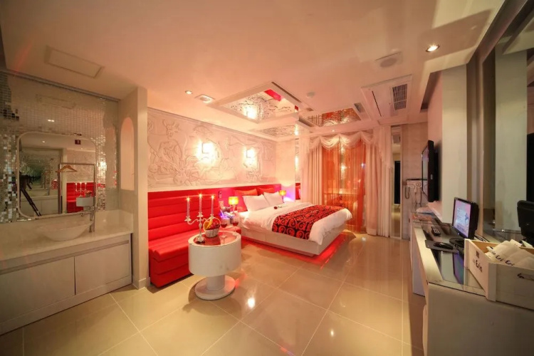 Esia hotel
