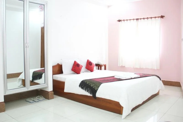 Phnom Penh River View Hotel
