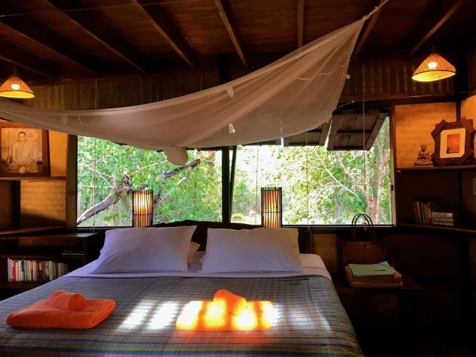 Economy Family room