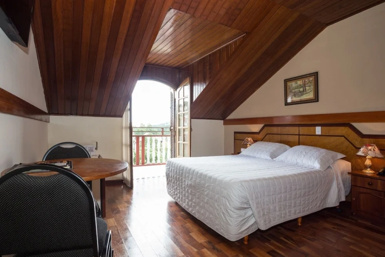 Standard Quadruple room with balcony