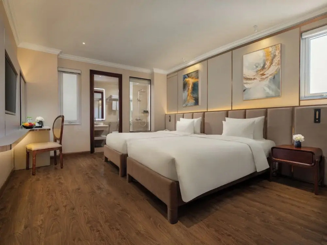 Hanoi Splendid Premium Hotel