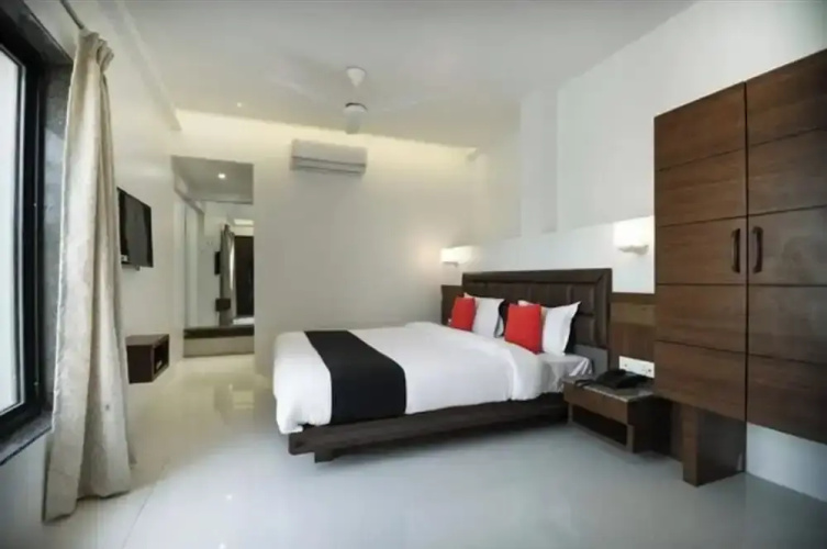 Hotel Shreeyash Executive