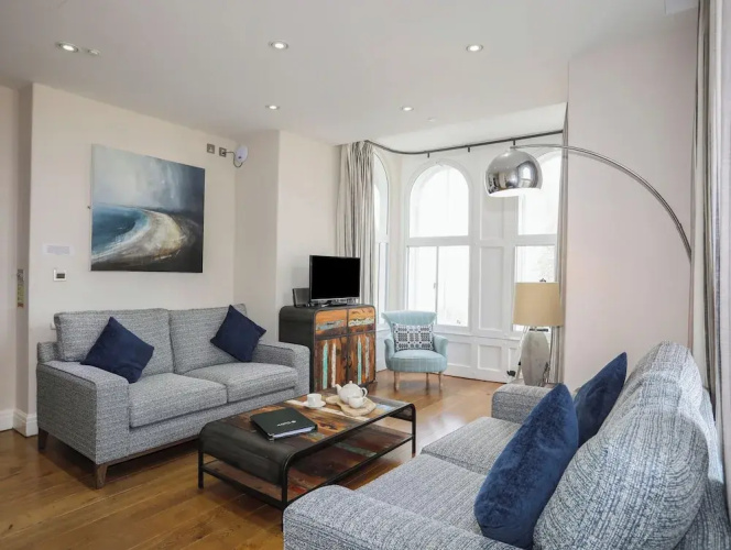 Harlech Apartments - Branwen