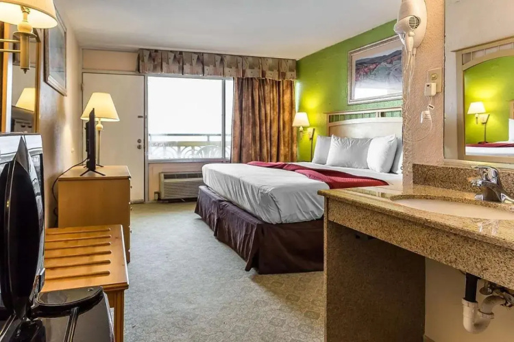 South Bay INN