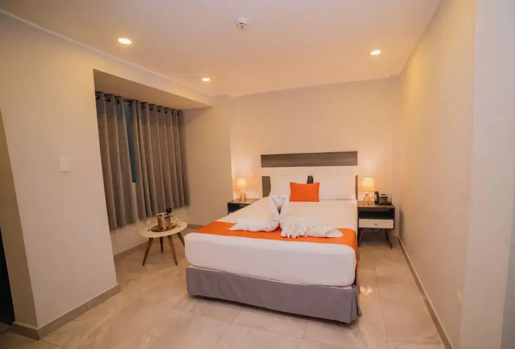 Palm Hotel