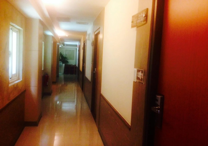 Life Hotel