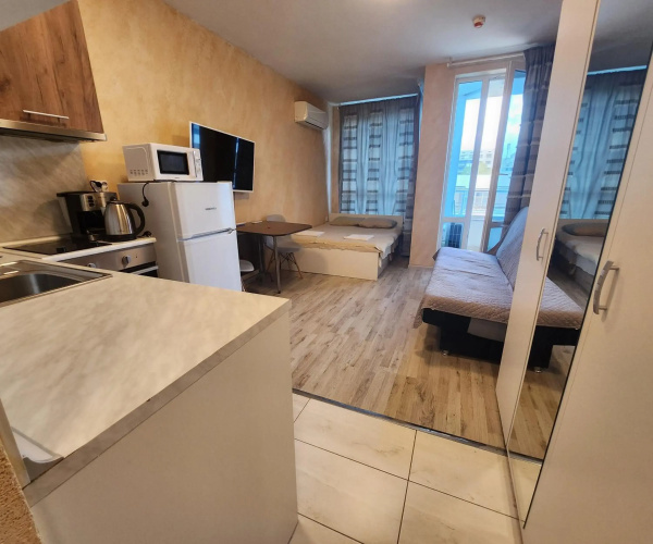 Colonel apartment 844