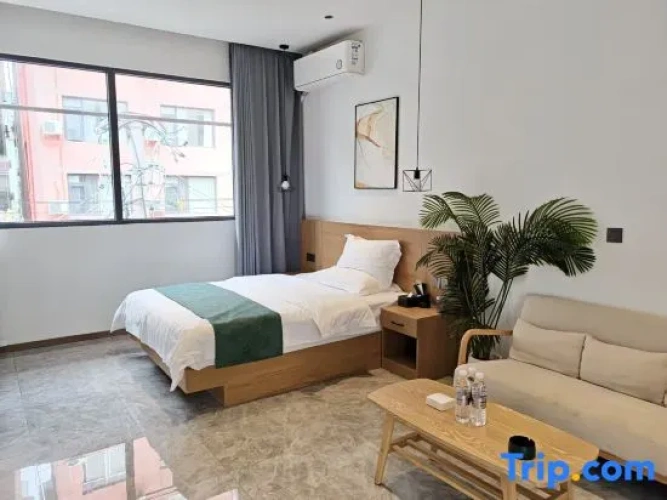 1 Bedroom Suite