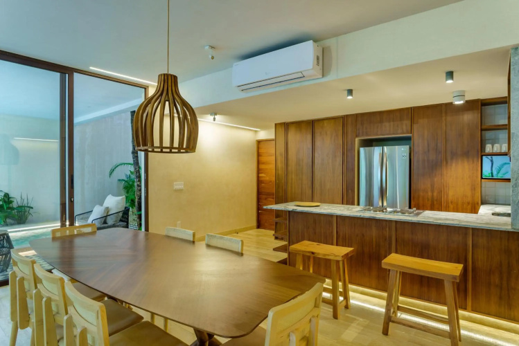 106 Beautiful Garden Apartment with Private Pool