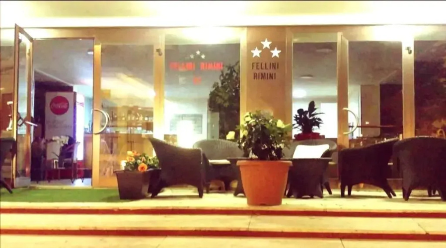 Hotel Fellini