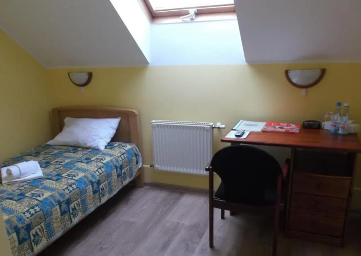 Standard Triple room with view