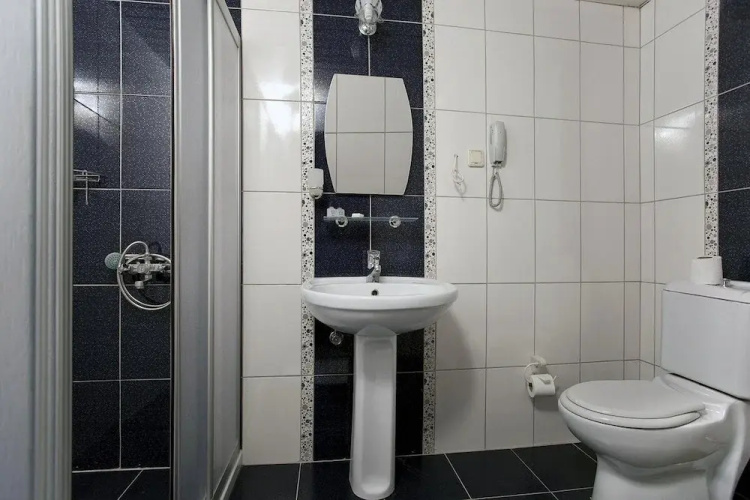Diamore Hotel