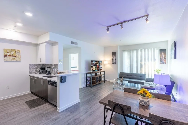 2 Bedrooms Apartment with balcony