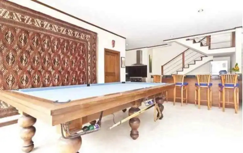 Beachfront Villa Vacation in Bali