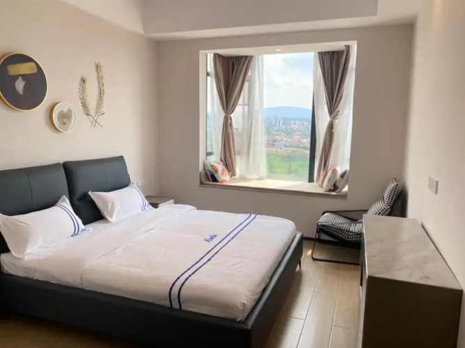 Elizabeth Golf Apartment