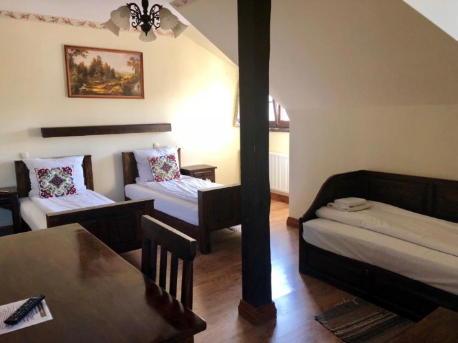 Triple room